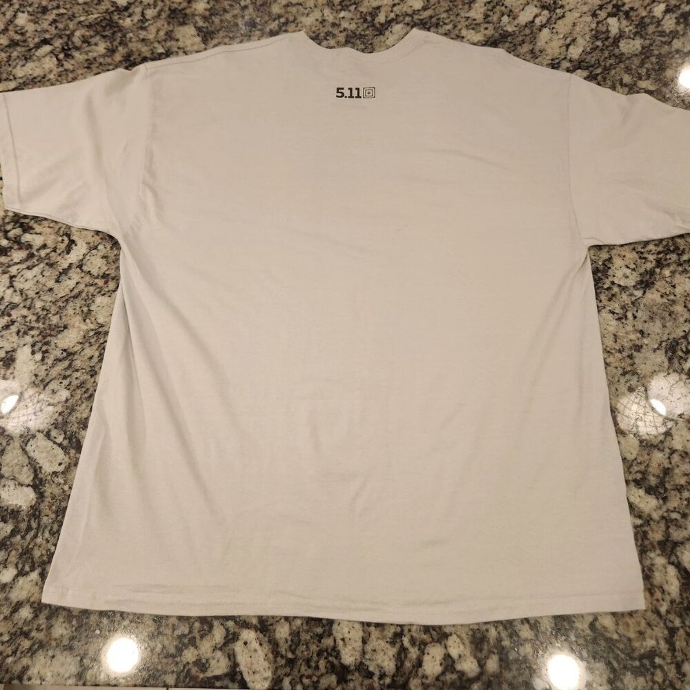 5.11 Mens T Shirt Size XXL Tan Skillful Survival AR Sketch Tactical Carbine NWT - Picture 3 of 6